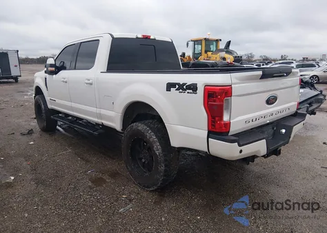 2017 Ford F-250 Lariat из США, поврежденный, VIN 1FT7W2BT4HEE80834